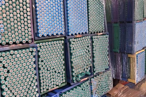 松江高价叉车蓄电池回收-上门回收废旧电池-三元锂电池回收